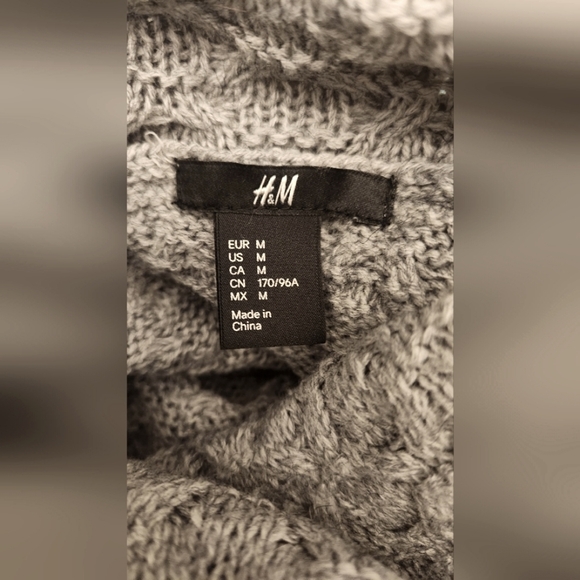 H&M Grey Oversized Cowl Neck Sweater - Picture 9 of 12